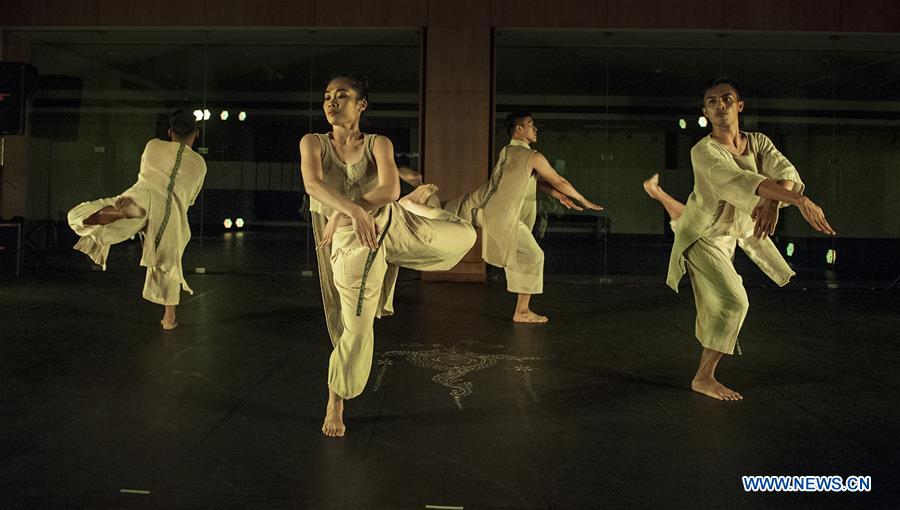 INDIA-KOLKATA-DANCE BRIDGES FESTIVAL