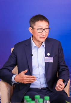 專(zhuān)訪：錢(qián)東奇