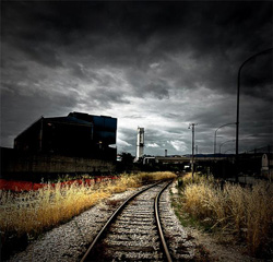 湘鄂情跨界“押寶”環(huán)保業(yè)能否解燃眉之急？