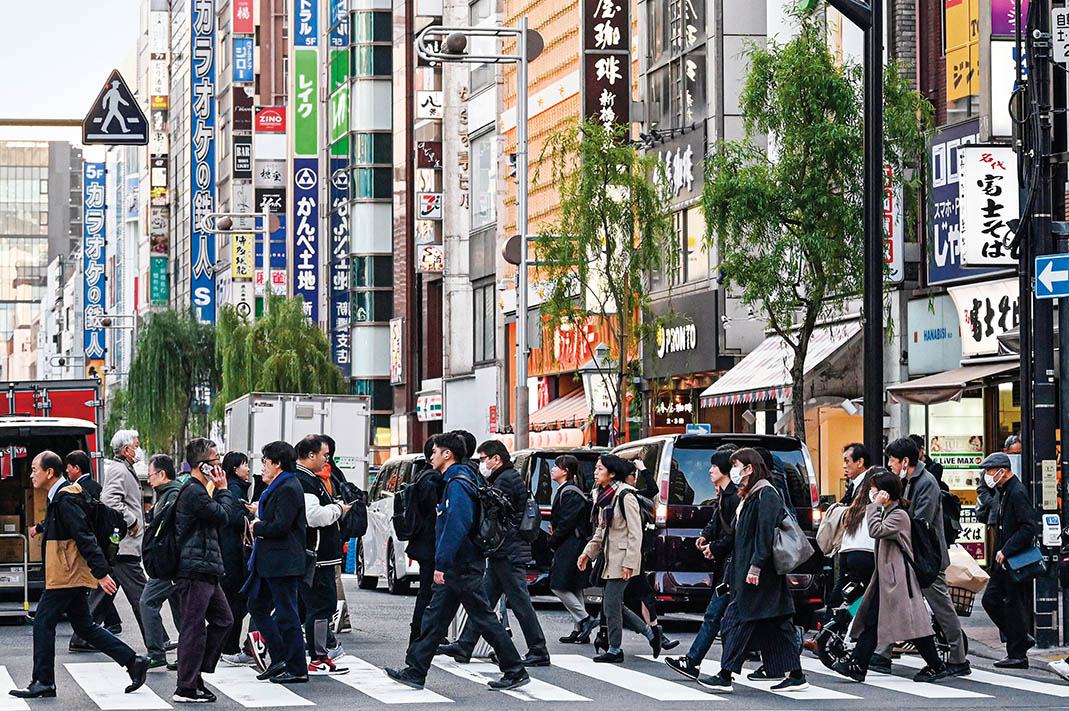 遠離“撞人族”：日本街頭“隱形暴力”何以泛濫