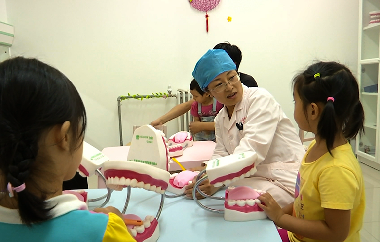 致敬偉大改革｜對話40年，講述身邊的健康故事（第三十一集）&mdash;&mdash;熒屏上醫療那些事