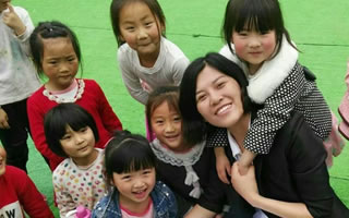 &ldquo;我可以叫你媽媽嗎？&rdquo;&mdash;&mdash;一位基層女代表和她的希望小學(xué)