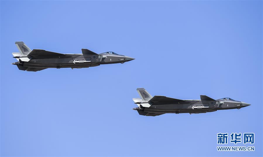 （軍事）（1）殲-20、運-20首次在東北地區進行飛行展示