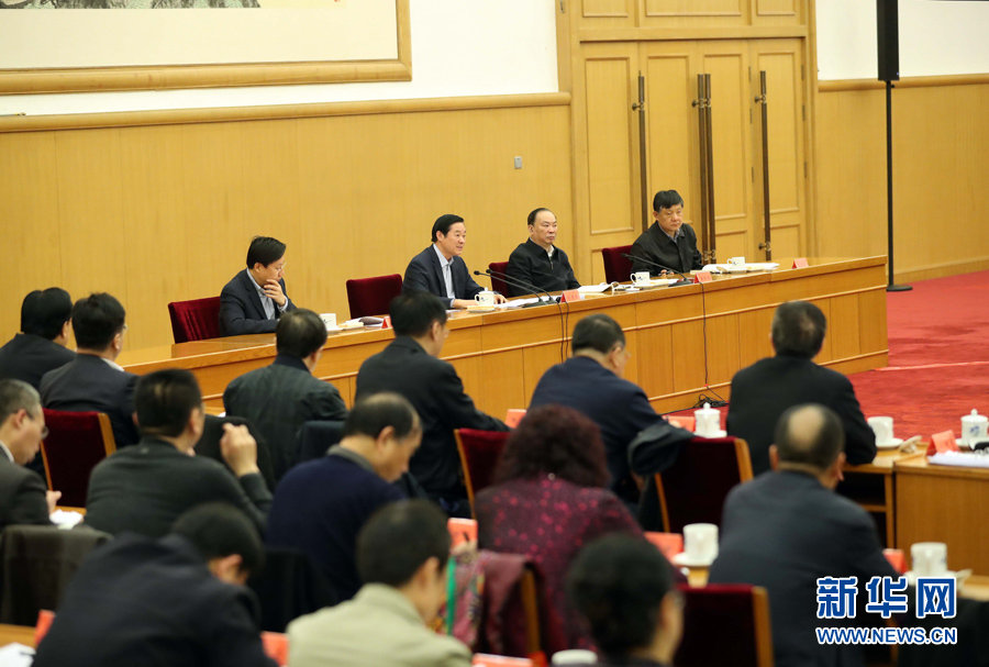 3月23日，治國理政論壇“‘四個全面’戰略布局系列理論研討會”首場研討會在北京召開，中共中央政治局委員、中央書記處書記、中宣部部長劉奇葆出席會議并講話。新華社記者 劉衛兵 攝
