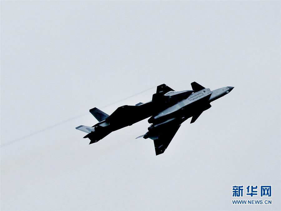 （圖文互動）“殲-20，你不要飛得那么快……”
