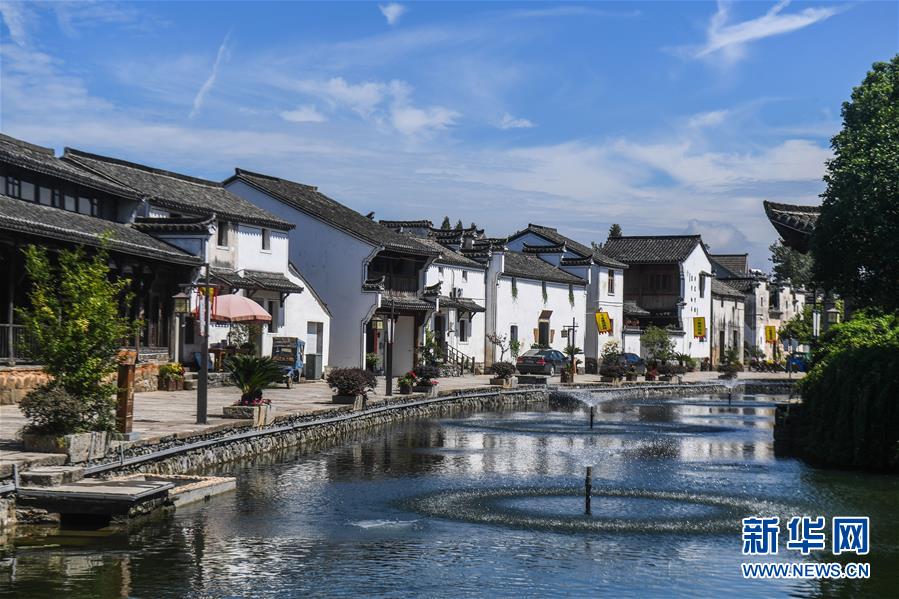 (在習(xí)近平新時(shí)代中國(guó)特色社會(huì)主義思想指引下·慶祝改革開放40周年)(新華全媒頭條·圖文互動(dòng))(6)在改革開放大潮中砥礪奮進(jìn)——新時(shí)代踐行新發(fā)展理念紀(jì)行