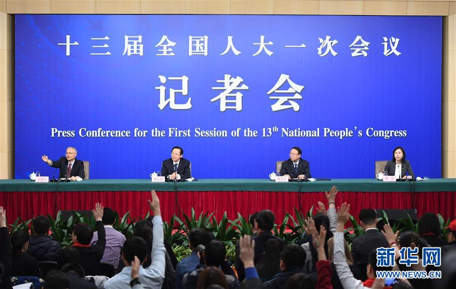 (兩會(huì))(3)農(nóng)業(yè)部部長(zhǎng)韓長(zhǎng)賦等就“實(shí)施鄉(xiāng)村振興戰(zhàn)略 推動(dòng)農(nóng)業(yè)轉(zhuǎn)型升級(jí)”答記者問(wèn)