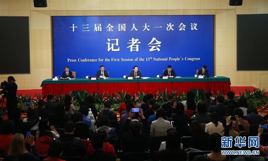 （兩會·XHDW）（1）科技部部長萬鋼等就“加快建設創新型國家”答記者問