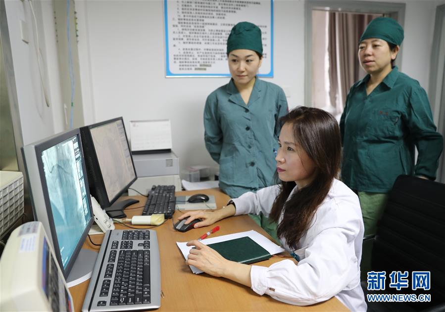 (兩會·基層代表履職故事)(5)全國人大代表李潞:承載生命囑托 堅守醫生職責