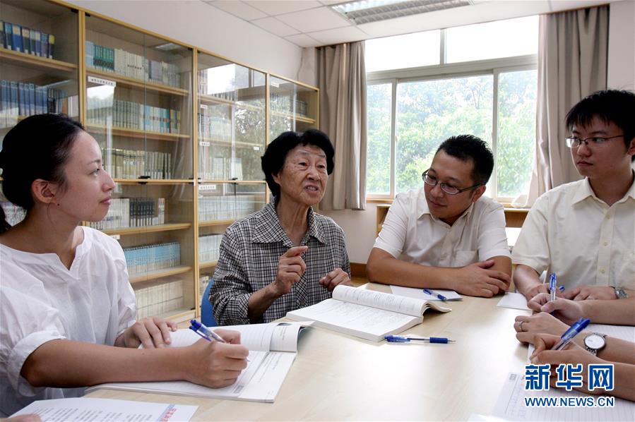 (改革先鋒風采·圖文互動)(2)于漪:站上講臺就是生命在歌唱