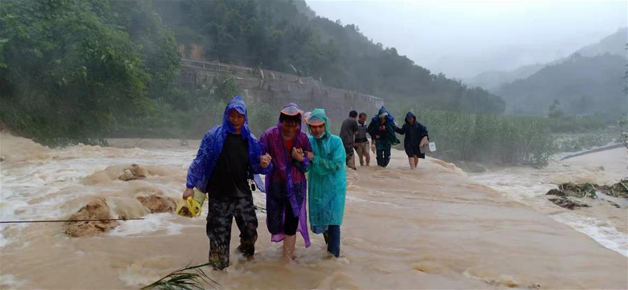 (圖文互動)(3)洪水中的溫情時刻——廣西抗洪救災(zāi)中的三個暖心小故事