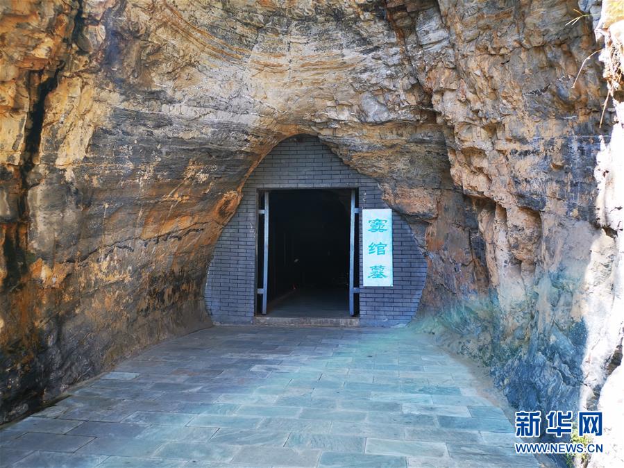 （新華調查&middot;新中國考古重大發現&middot;圖文互動）（2）滿城漢墓：點一盞長信宮燈，看不盡金縷玉衣