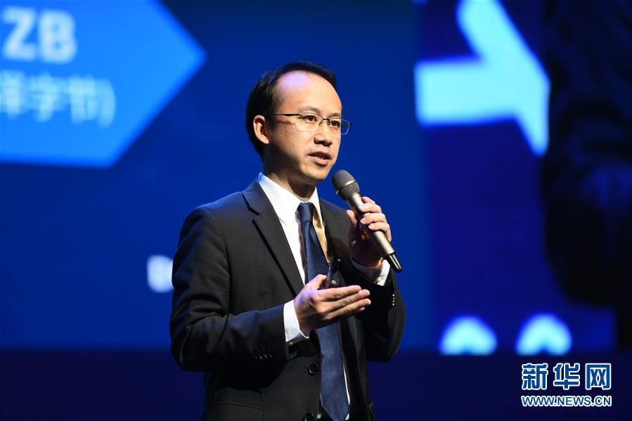 （新華全媒頭條&middot;圖文互動(dòng)）（6）心算、珠算到超算 計(jì)算&ldquo;極限&rdquo;該如何突破？&mdash;&mdash;世界計(jì)算機(jī)大會(huì)新觀察