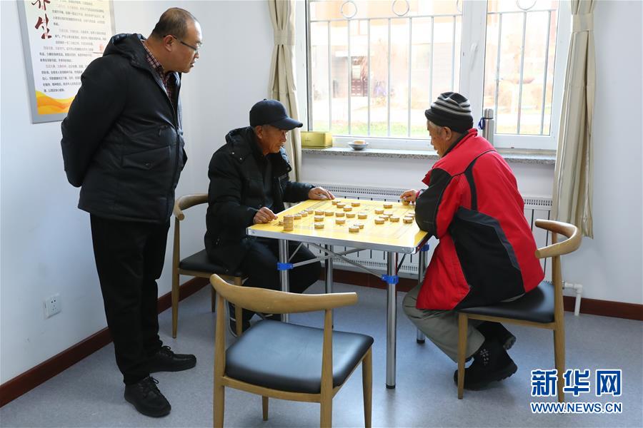 （四中全會精神在基層&middot;圖文互動）（6）棚改區的民生新事：給回遷居民補上康養服務短板