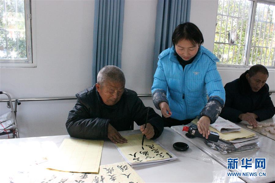 （在習近平新時代中國特色社會主義思想指引下——新時代新作為新篇章·總書記關切脫貧事·圖文互動）（3）醫療扶貧，照亮貧困家庭的明天