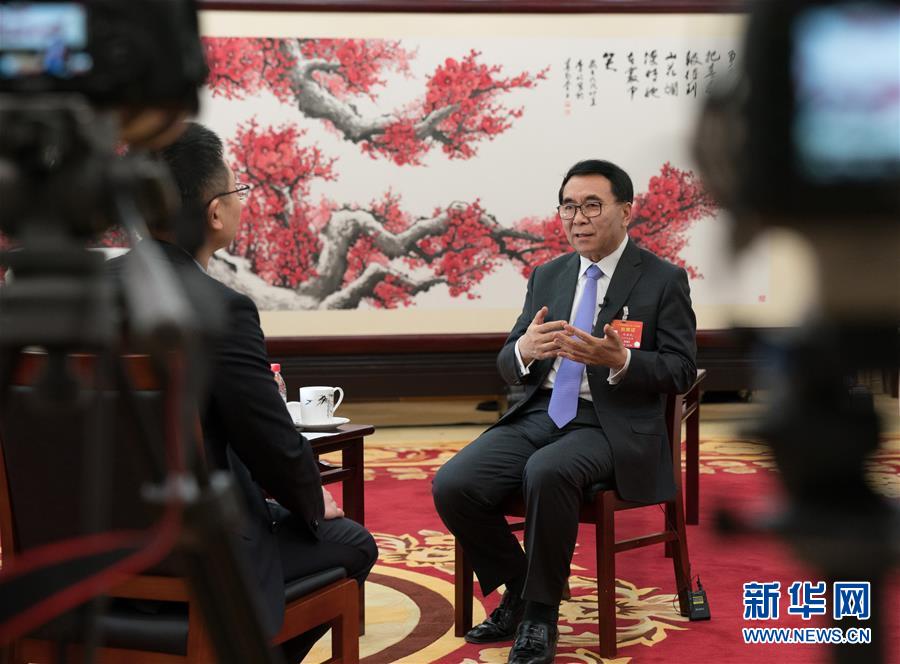 （兩會&middot;圖文互動）（2）全國人大代表、中科院院長白春禮：打破關鍵核心技術&ldquo;瓶頸&rdquo;