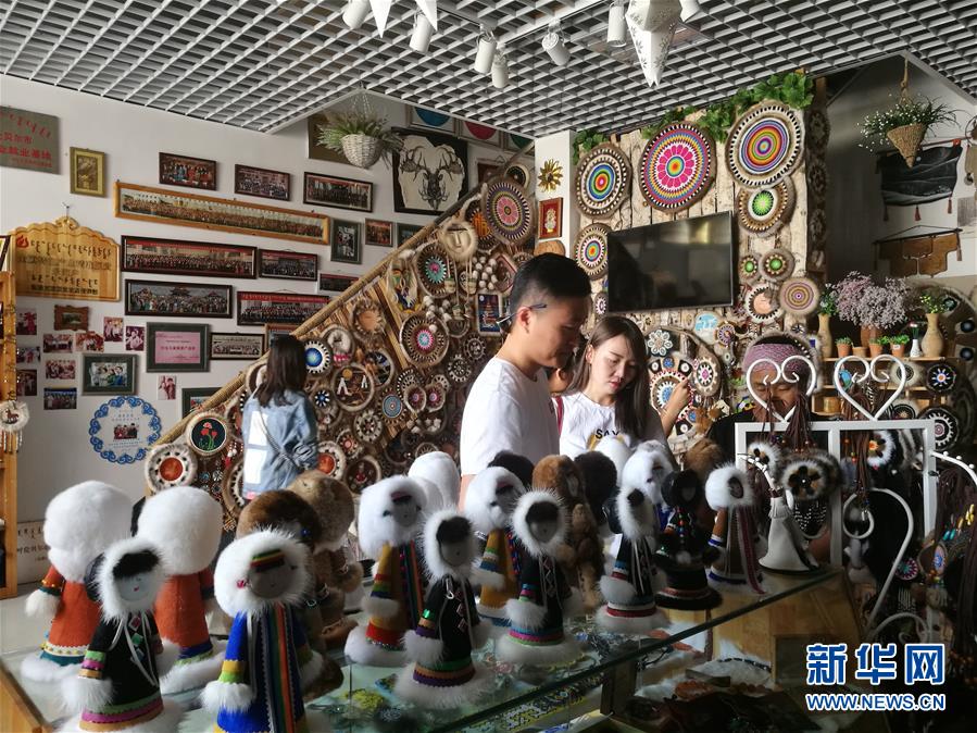 (在習近平新時代中國特色社會主義思想指引下——新時代新作為新篇章·習近平總書記關切事·圖文互動)(3)讓每一個角落都感受到幸福的溫情——人口較少民族在脫貧攻堅大潮中的奮進故事