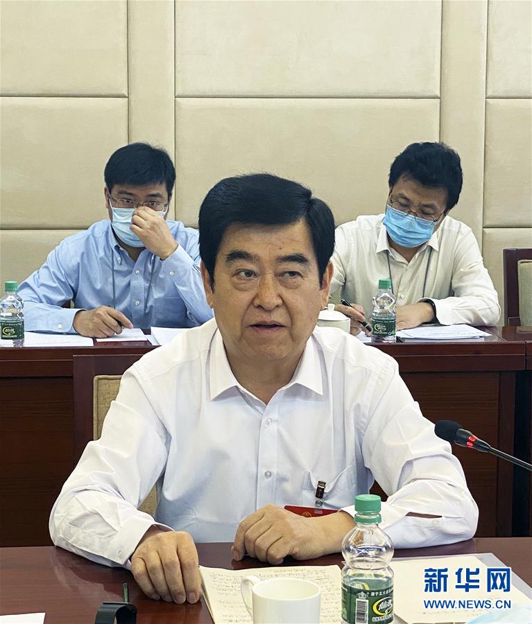 （兩會&middot;熱點畫報）（9）代表委員聚焦民法典草案