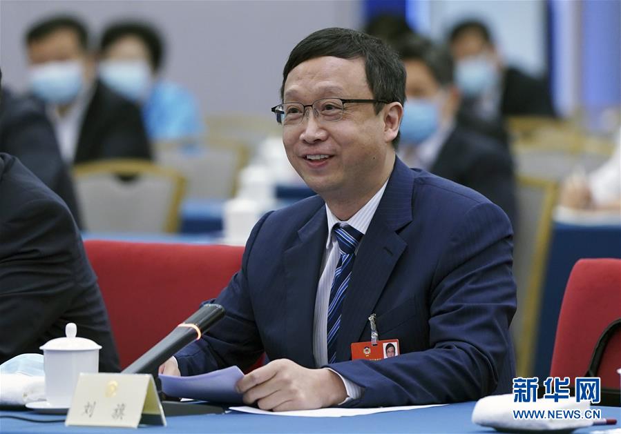 （新華全媒頭條&middot;圖文互動(dòng)）（4）從人民中汲取磅礴力量&mdash;&mdash;習(xí)近平總書(shū)記同出席2020年全國(guó)兩會(huì)人大代表、政協(xié)委員共商國(guó)是紀(jì)實(shí)