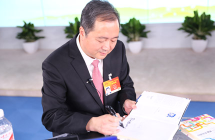 “創(chuàng)新不僅是技術(shù)創(chuàng)新、管理創(chuàng)新，還有商業(yè)模式的創(chuàng)新。”