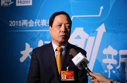 “一個(gè)技術(shù)點(diǎn)上的創(chuàng)新，形成一個(gè)體系的技術(shù)創(chuàng)新，再形成一個(gè)體系的標(biāo)準(zhǔn)。”