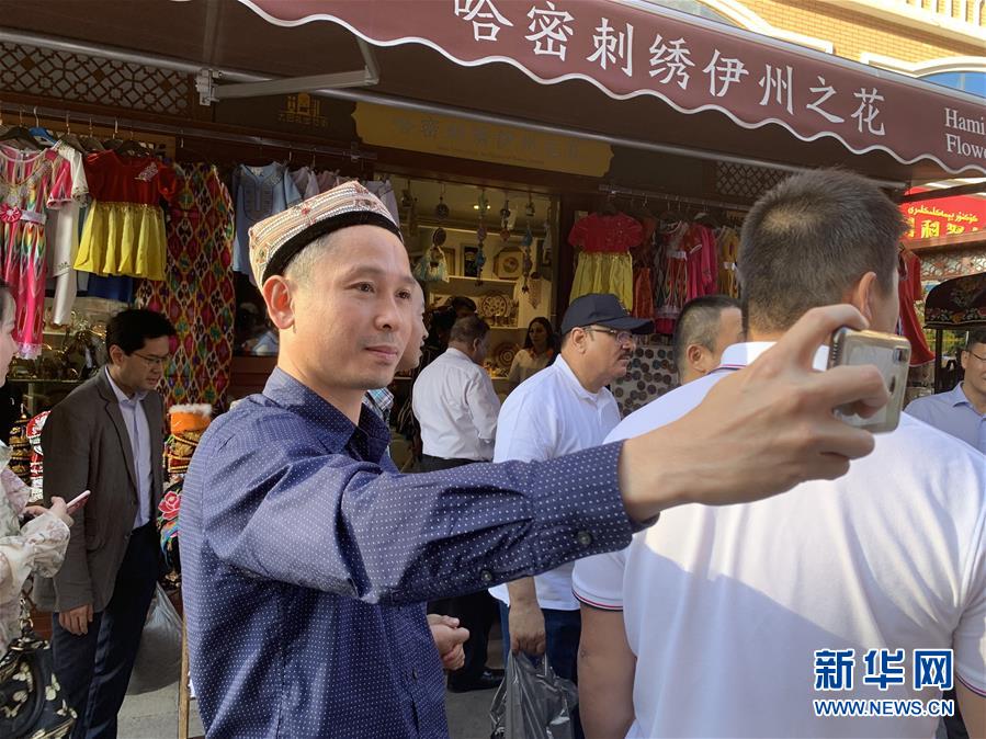 (圖文互動)(4)多國駐華使節參訪新疆:中國反恐、去極端化經驗值得學習借鑒