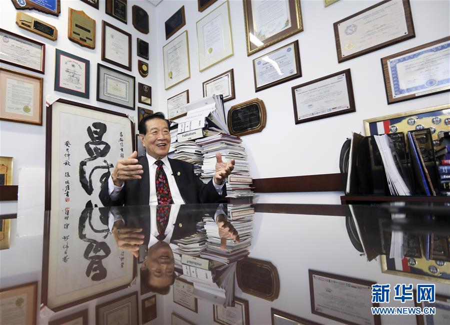 (國際·圖文互動)(3)專訪:“中國共產黨做對了!”——訪美籍華裔刑事鑒識專家李昌鈺